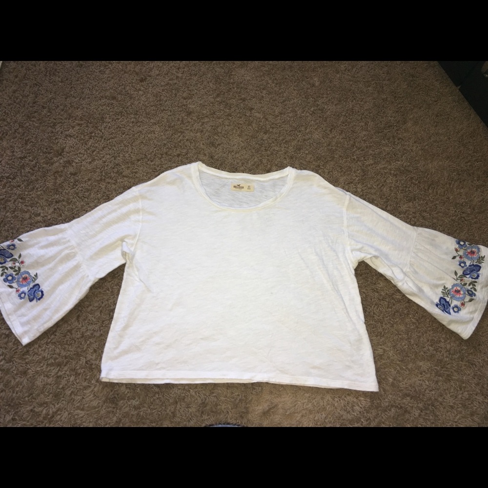 Hollister new , bell sleeves,, embroidered floral